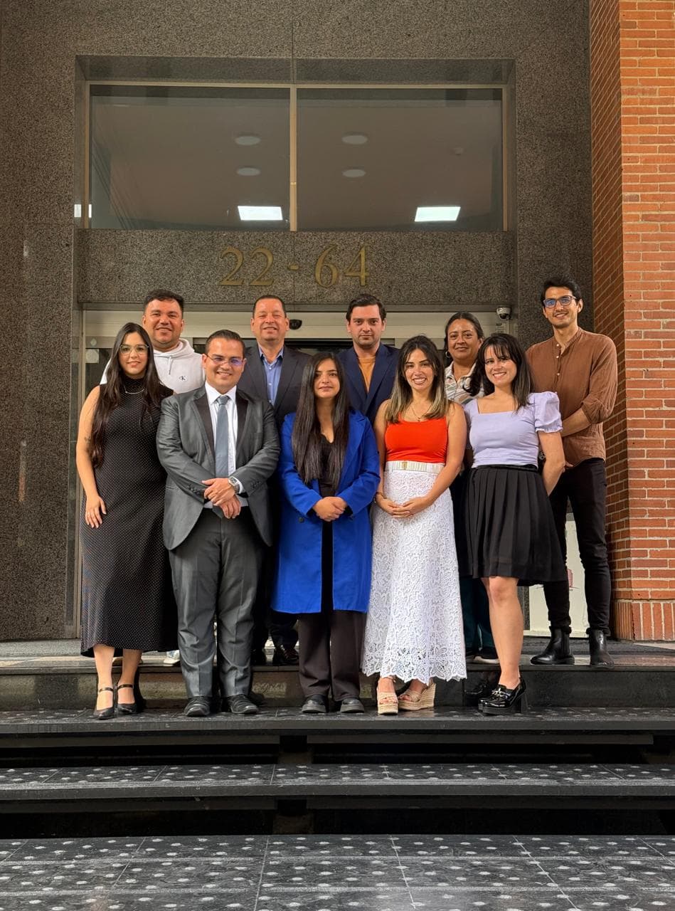 Equipo de abogados de Pravice Abogados en Colombia